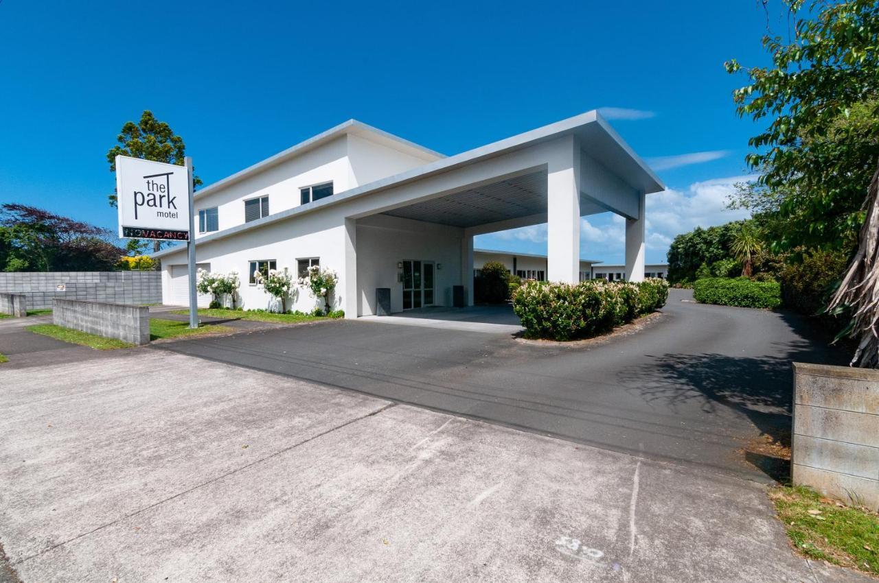 The Park Motel Hawera Exteriör bild
